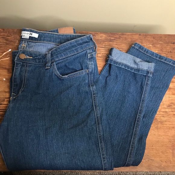 Forever 21: Skinny Jeans - Picture 1 of 3